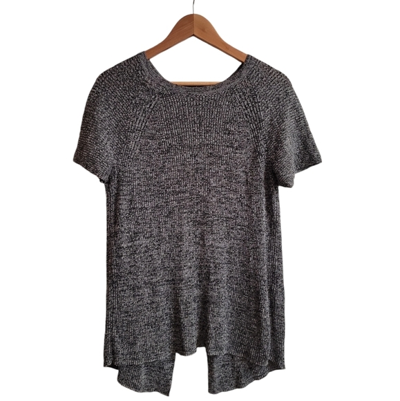 Eileen Fisher Women's Split Back Short Sleeve Sweater Size Large Hemp Blend - Picture 3 of 7